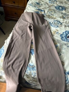 Lululemon bottoms